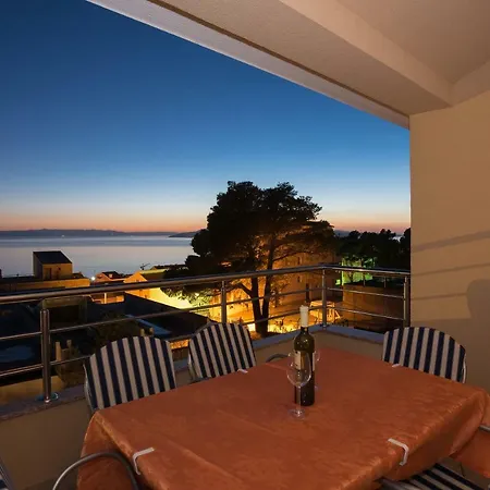 Apartment Buba/maslina Makarska