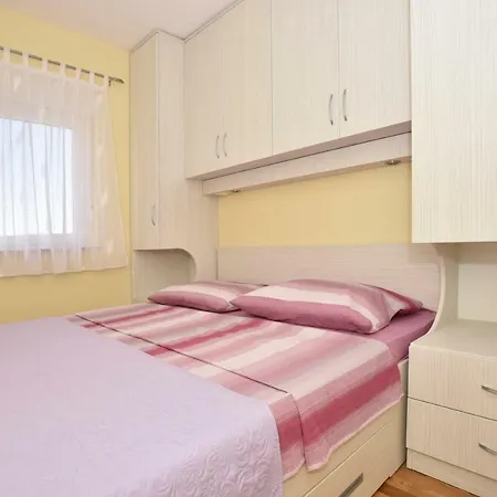 Buba/maslina * Makarska