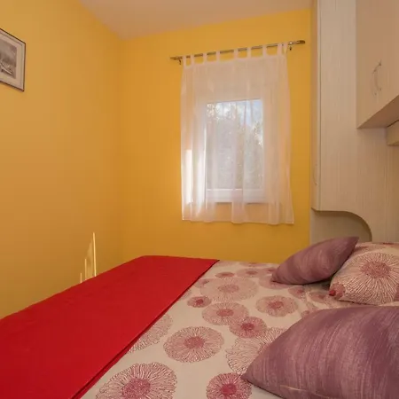 Buba/maslina Apartment *